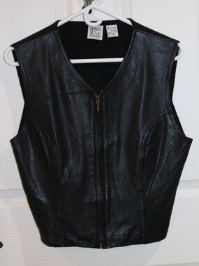 Women's black leather vest, zip up. Field Gear brand, medium